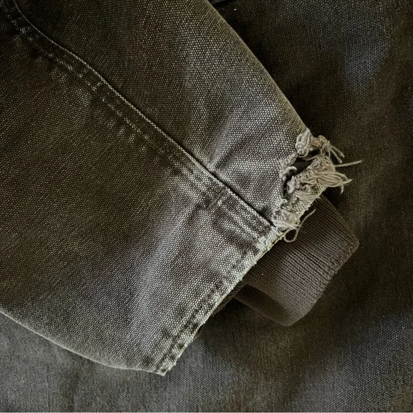 Vintage Carhartt quilted lined, insulated, overalls with jacket. - Picture 13 of 15